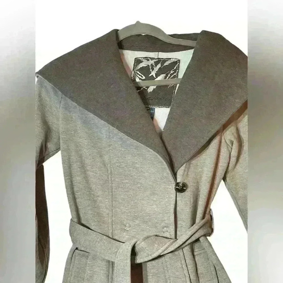 Sebby Tan & Brown Hooded Knit Belted Jacket Size Small Warm | Cozy | Fall - Picture 2 of 12